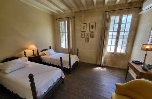Arles Other | A farmhouse halfway between the beaches of the Camargue and Arles
