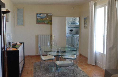Gattieres Apartment | A flat nestled in a high standard villa with swimming pool sleeps 4 to 6 people