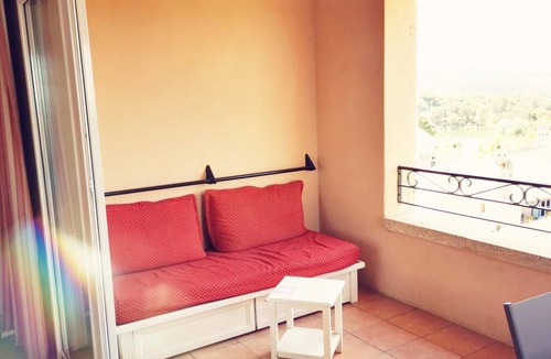 Pont Royal Apartment | A little cocoon in Provence on the Pont Royal golf course