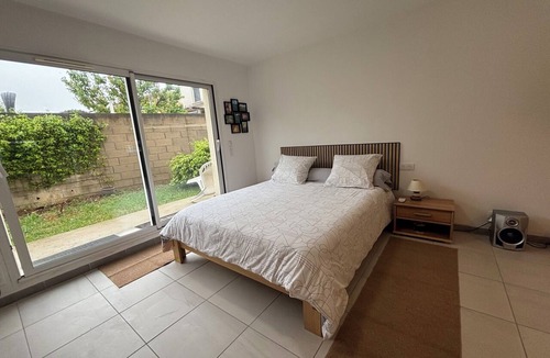 Juvignac Apartment | A lovely, air-conditioned apartment just outside Montpellier. Surrounded by a large garden!