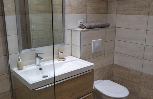 Ghisonaccia House | A Suara