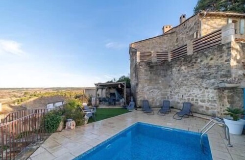 Saint-Pons-de-Mauchiens Apartment | A trip to Pakistan