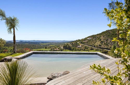 La Londe-les-Maures House | Air-conditioned dream villa with lagoon-style pool and sea view for 6 guests in La Londe-les-Maures