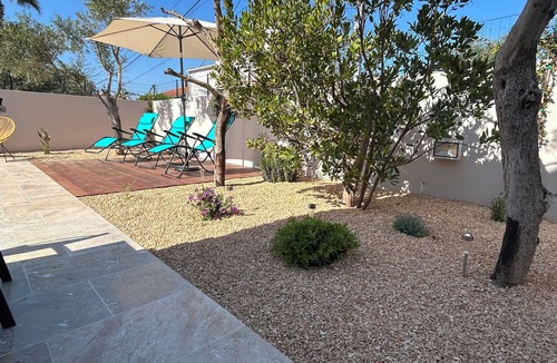 Balaruc-les-Bains Villa | Air-conditioned villa with a pool in a quiet neighborhood (3 stars)