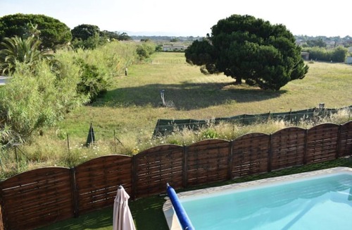 Giens Apartment | Air-conditioned 2-room apartment between 2 Beaches + Pool & Pergola - Giens