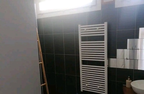 La Peyrade Apartment | Air-conditioned apartment 10' from the beach