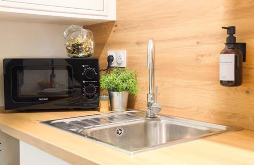 Valence Apartment | Air-conditioned cocooning room and terrace 5-minute walk from town center
