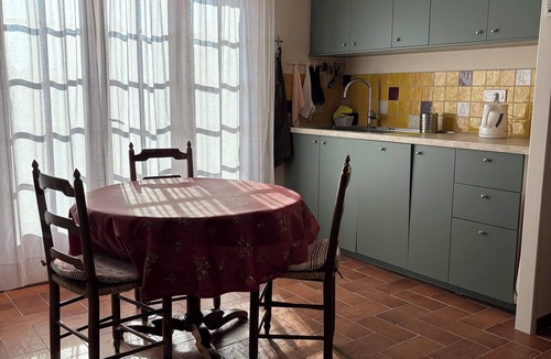 Gordes Cottage | Air-conditioned detached house with a pool, on a family-owned property