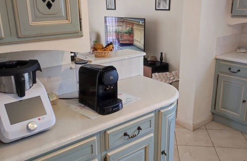 Valescure Villa | Air-conditioned Provençal villa with a pool - 4 bedrooms/10 guests