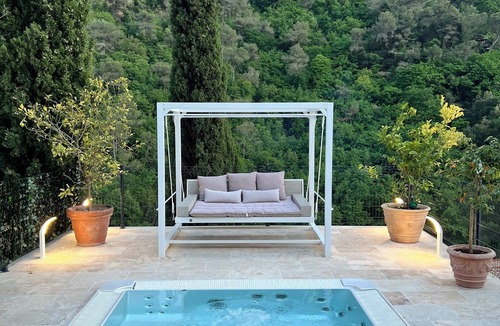 La Trinite Apartment | Air-conditioned studio with terrace, jacuzzi & parking - near Nice & Monaco
