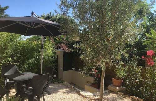 Nord Apartment | Aix en provence Field of Painters T1 Garden and parking