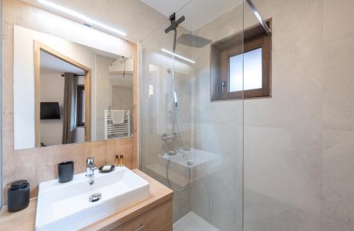 Eclose-Est Apartment | Alpe d'Huez Houses - Chez Charlotte - 2 chambres, Luxe et cozy pour 4
