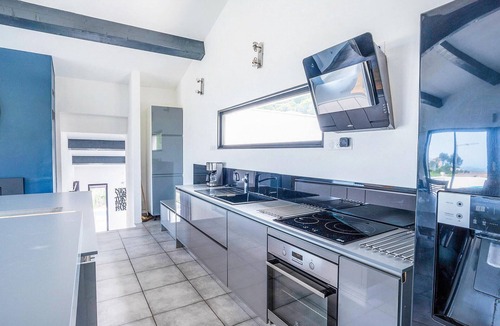 Les Adrets-de-l'Esterel House | Amazing home in Les Adrets-de-l'Estére