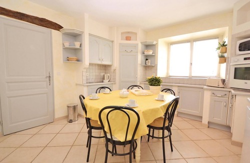 Montbrison-sur-Lez House | Amazing home in Montbrison Sur Lez