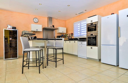 Mornas House | Amazing home in Mornas