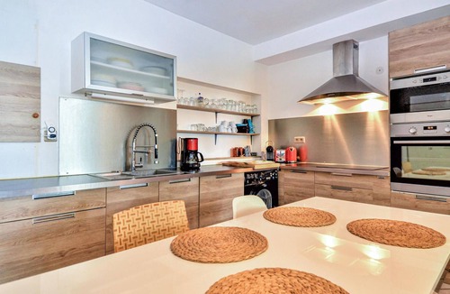 Violes House | Amazing home in Violès