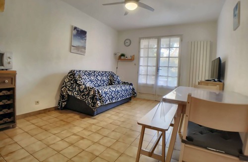Saintes-Maries-de-la-Mer Apartment | AN APARTMENT FOR 4 PEOPLE 18 LOUIS PASTEUR STREET "L'OLIVIER"