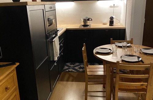 Mont-de-Lans Apartment | Apartment at the foot of the slopes resort center 6 PERS