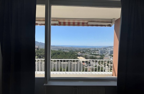 La Panouse Apartment | Apartment 'Beau T5 Avec Terrasse Et Vue Mer' with Balcony