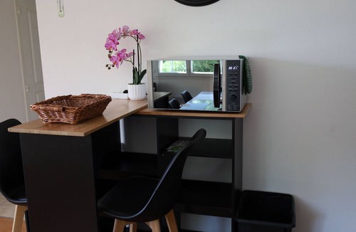 Montgardin Apartment | Apartment between lake and mountains, near resort