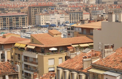 Saint-Victor Apartment | Apartment center Marseille, near old port. 4 people, parking