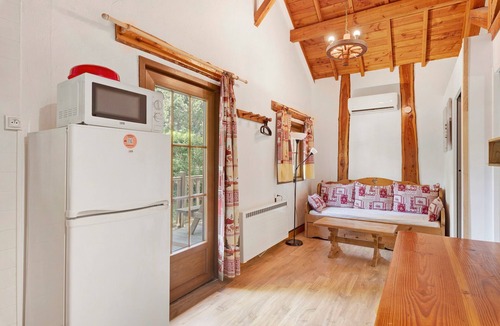 Vaulnaveys-le-Bas RV Rental | Apartment "Edelweiss" with mountain view, Wi-Fi and air conditioning