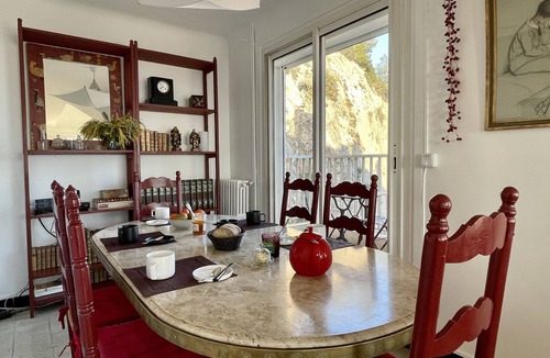 Sanary-sur-Mer Apartment | Apartment/flat" Like on a boat" - Sanary sur Mer
