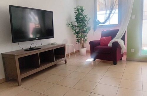 1st Arrondissement Apartment | Apartment for rent in the center of Marseille, near Gart Saint-Charles, a 3-minute walk away