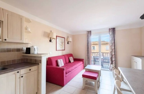 Pont Royal Villa | Apartment
