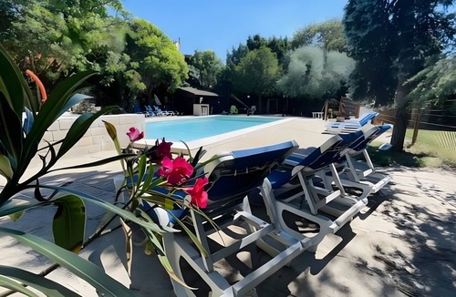 Vallon-Pont-d'Arc House | Apartment 'Gîte Simone' with Mountain View, Private Pool and Wi-Fi