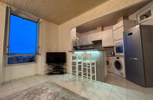 Monte Carlo City Centre Apartment | Apartment in the heart of Monaco, Quiet & Bright.