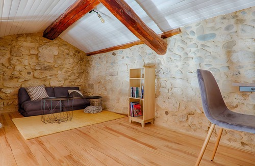 Romans-sur-Isere Apartment | Apartment 'L'escarpin - Billiards - Historic' with Wi-Fi and Air Conditioning