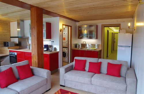 Villard-de-Lans Apartment | Apartment 'La Croix Du Sud' with Mountain View, Private Terrace and Wi-Fi