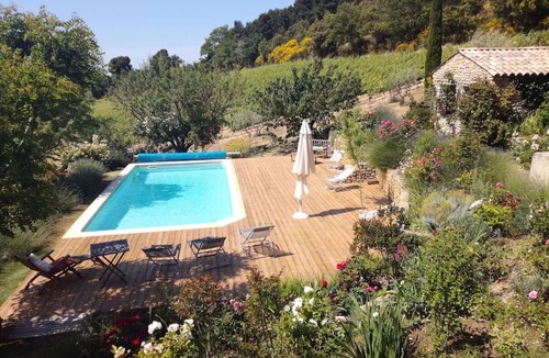 Vinsobres Apartment | Apartment 'La Roseraie Des Côtes' with Private Pool, Private Garden and Wi-Fi