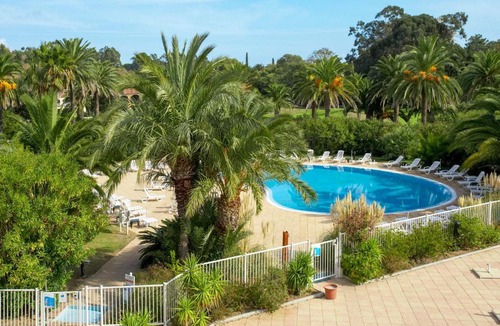Les Restanques Apartment | Apartment Les Perles de Saint Tropez - POG160