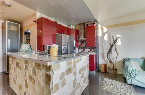 Cogolin Apartment | Apartment Les Vues de l'Argentière by Interhome