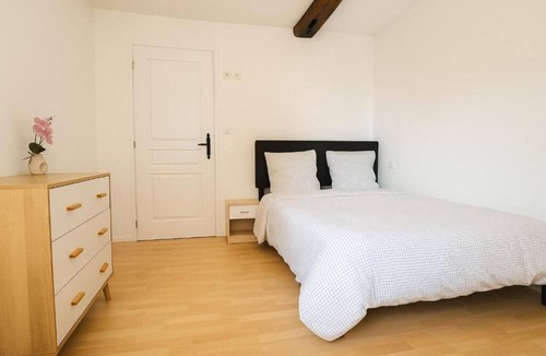 Beaucroissant Apartment | Apartment near Lake Paladru