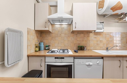 Orcieres Apartment | Apartment 'Orcières Village' with Mountain View and Balcony