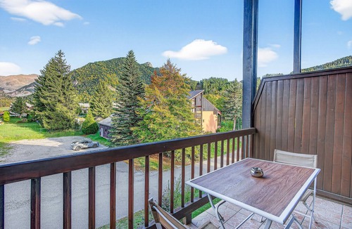Ancelle Apartment | Apartment 'Tallas Pieds Des Pistes' with Mountain View, Balcony and Wi-Fi
