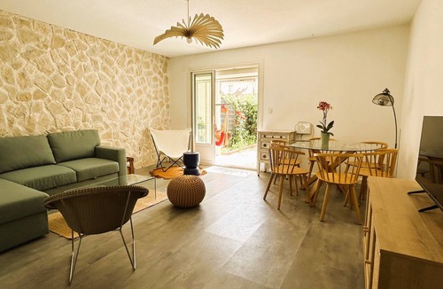 La Garde Apartment | Apartment with garden in La Garde