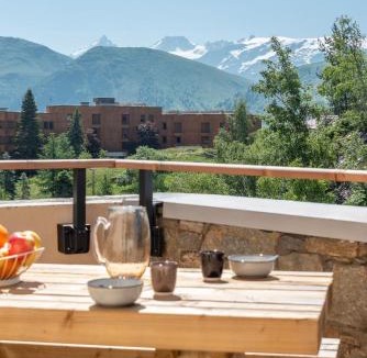 Eclose-Est Apartment | Apartment Yucca Alpe d'Huez - by EMERALD STAY