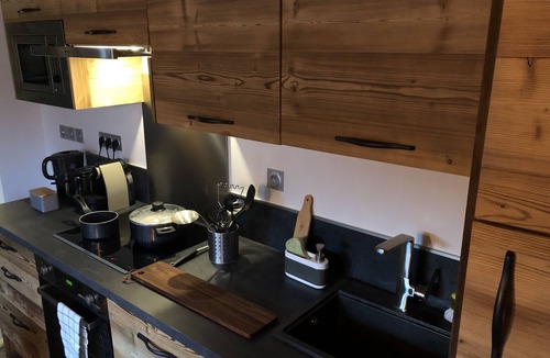 Mont-de-Lans Apartment | Appart ski aux pieds 8 pers : 3ch 2sdb - Sheets-Linen-Household-Wifi-Parking-TV's