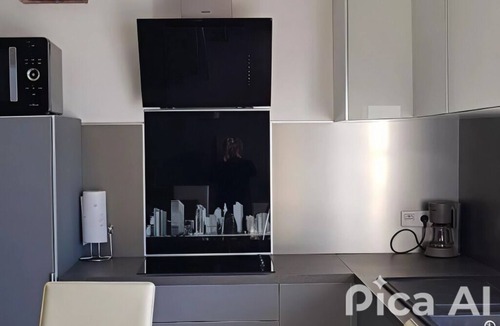 Roquebrune-Cap-Martin Apartment | Appart lumineux climatisé au dernier étage – parfait pour 4 pers