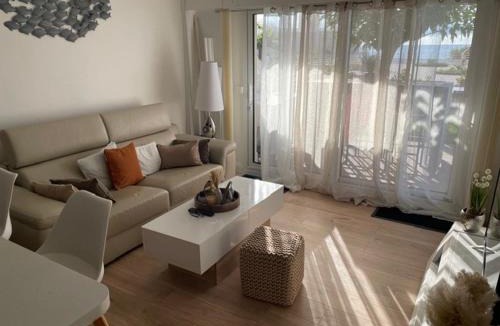 Le Trayas Apartment | Appart vue mer avec piscine
