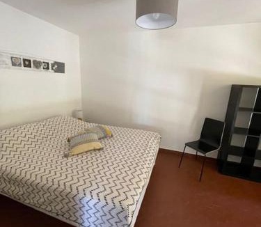 Cap Benat Apartment | Appartement 4 personnes dans domaine privé, calme, plage