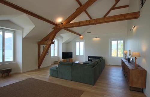 Tresserve Apartment | Appartement T5 145m2 4 chambres, vue lac climatisé