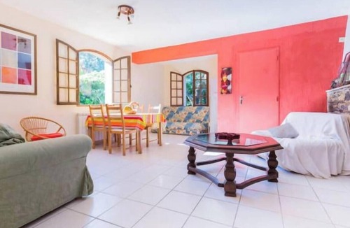 Roquefort-la-Bedoule Villa | Appt of 70m ², Quiet, Near Cassis, in the Hill 10 Minutes From the sea