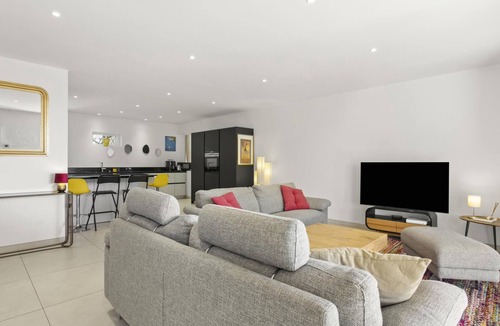 Boulouris-sur-Mer Apartment | Apt 4* - 2 bedrooms - Pool - wifi - air conditioning