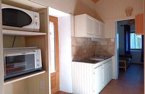 Gravieres Cottage | Aqua Terra Silva: Gîte Mauve on the Chassezac