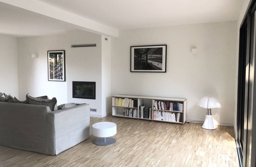 Quimiac House | Architect-designed house 50m from the beach